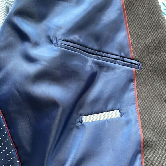 Men’s Hechter Dark Grey suit jacket. - Picture 4 of 10